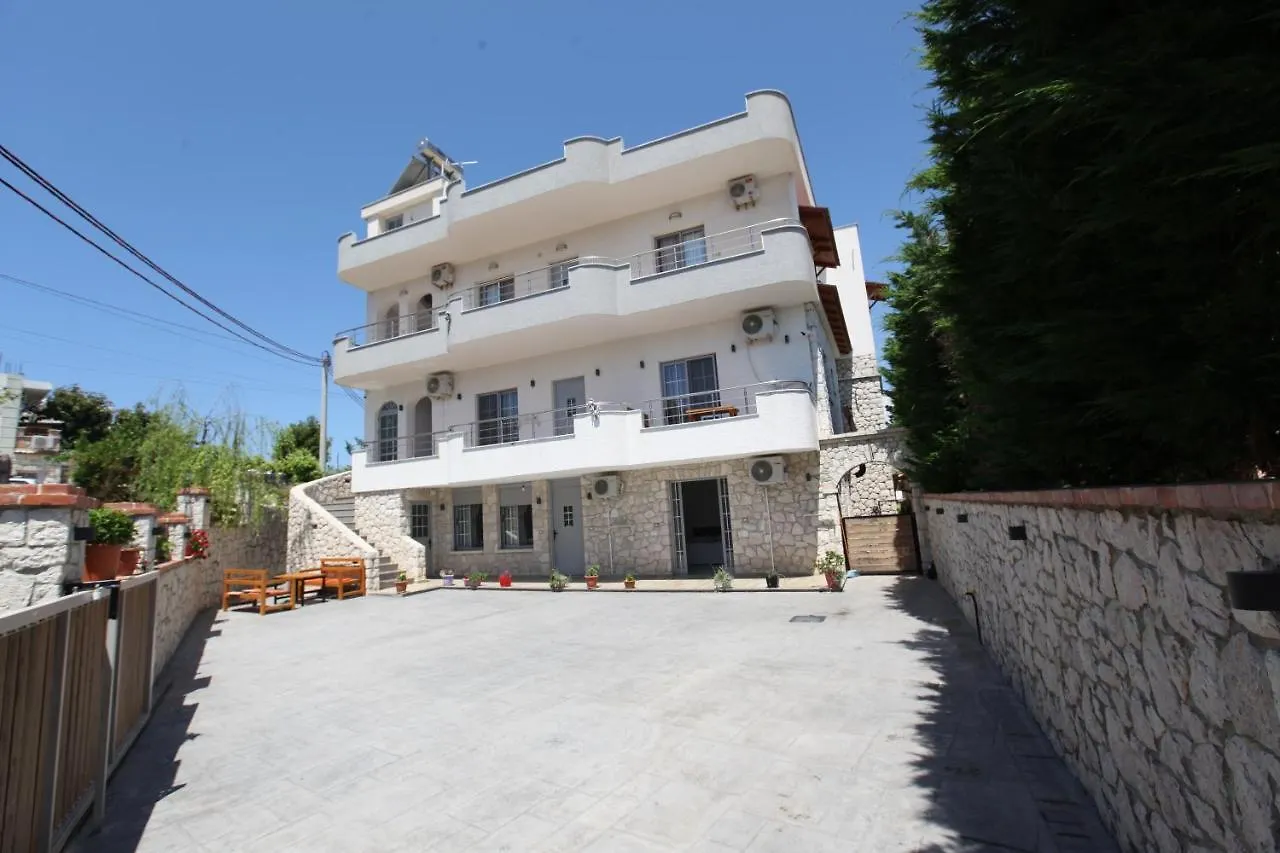 Vila Anhel Ксамил Албания